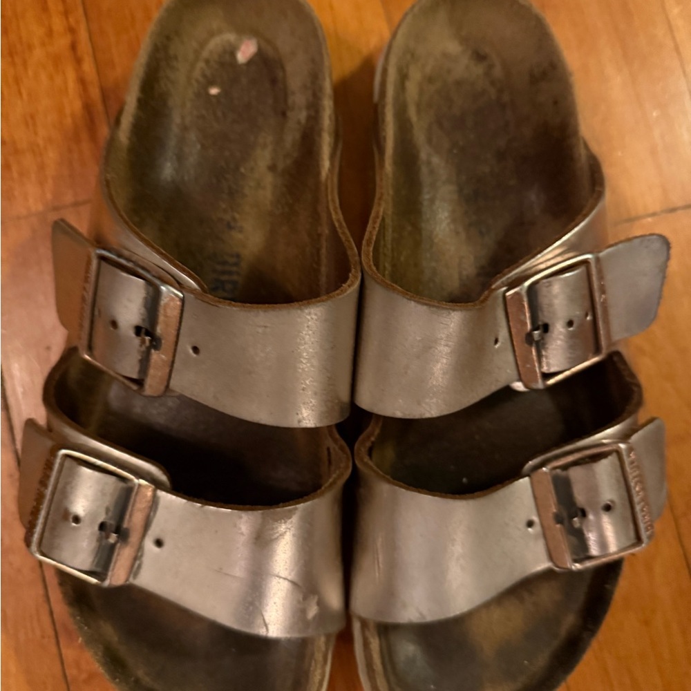 Birkenstock Arizona Sandals size 38 8 well worn rose gold bronze